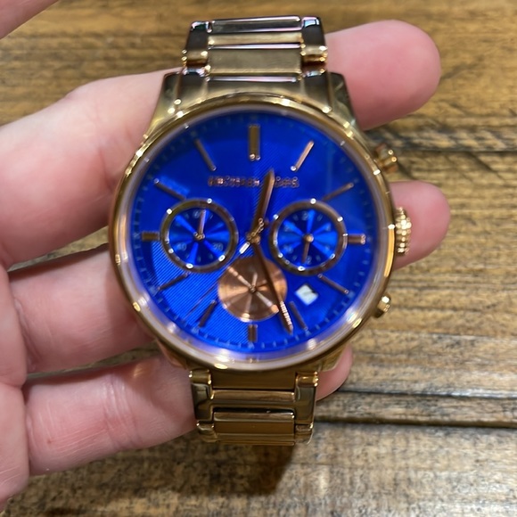 Michael Kors Chronograph Blue Dial Rose Gold-Tone Womens Watch MK5911 - Picture 5 of 5